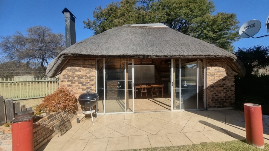 3 Bedroom Property for Sale in Oranjeville Free State